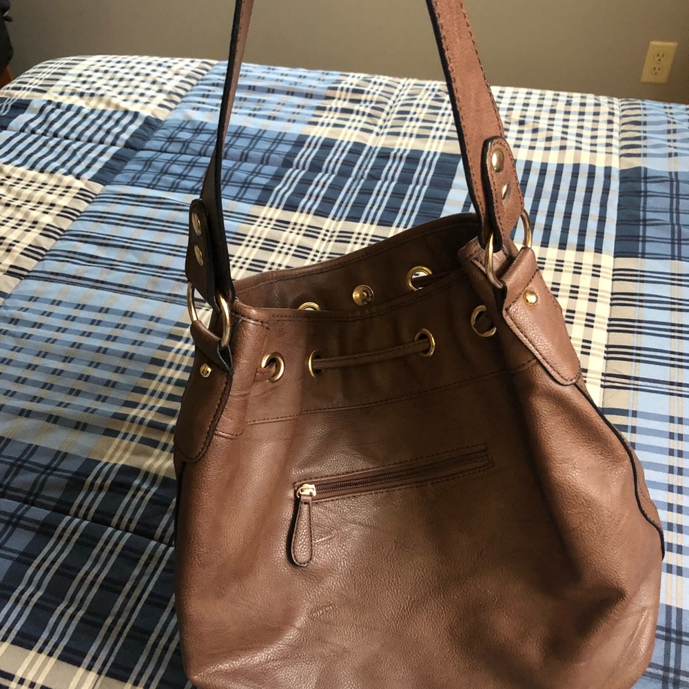 Purse🌺 - Picture 2 of 3
